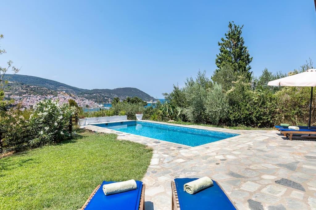 Villa Rodia With Swimming Pool On Skopelos Island Exteriör bild