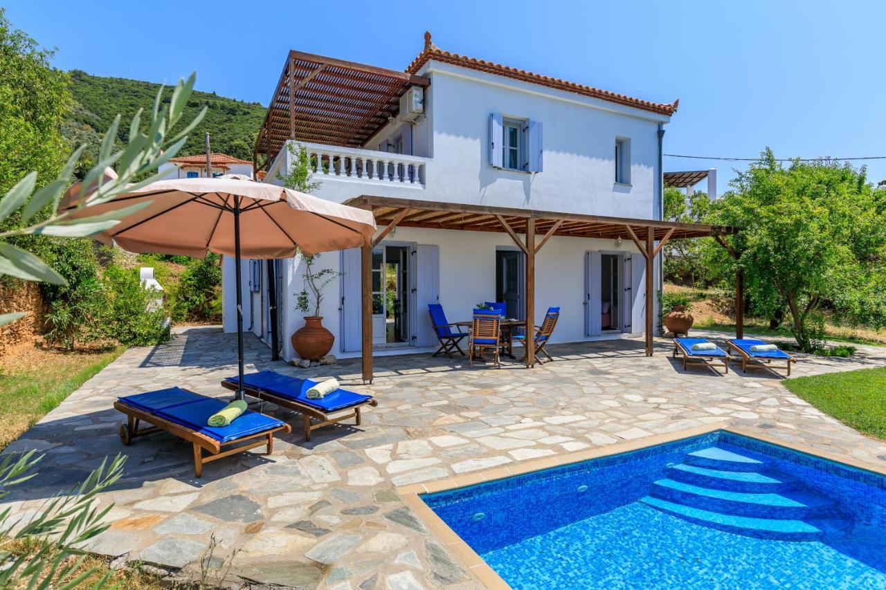 Villa Rodia With Swimming Pool On Skopelos Island Exteriör bild
